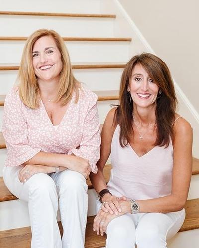  Stephanie Hooker and Pam Van de Vuurst
